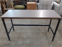 Sturdy Work Bench/ Desk Measures 4' x 18" x 29.5"