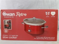 As New in Box Swan Retro 3.5 Litre/ 3.7 Quart Red