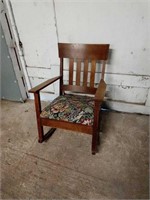 Solid wood rocker chair with beautiful