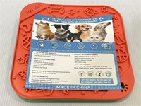 2 silicone pet licking mats 8x8"