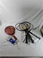 Great sporting lot! Includes 4 rackets