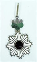 WWII  ORDER of the RISING SUN MEDAL