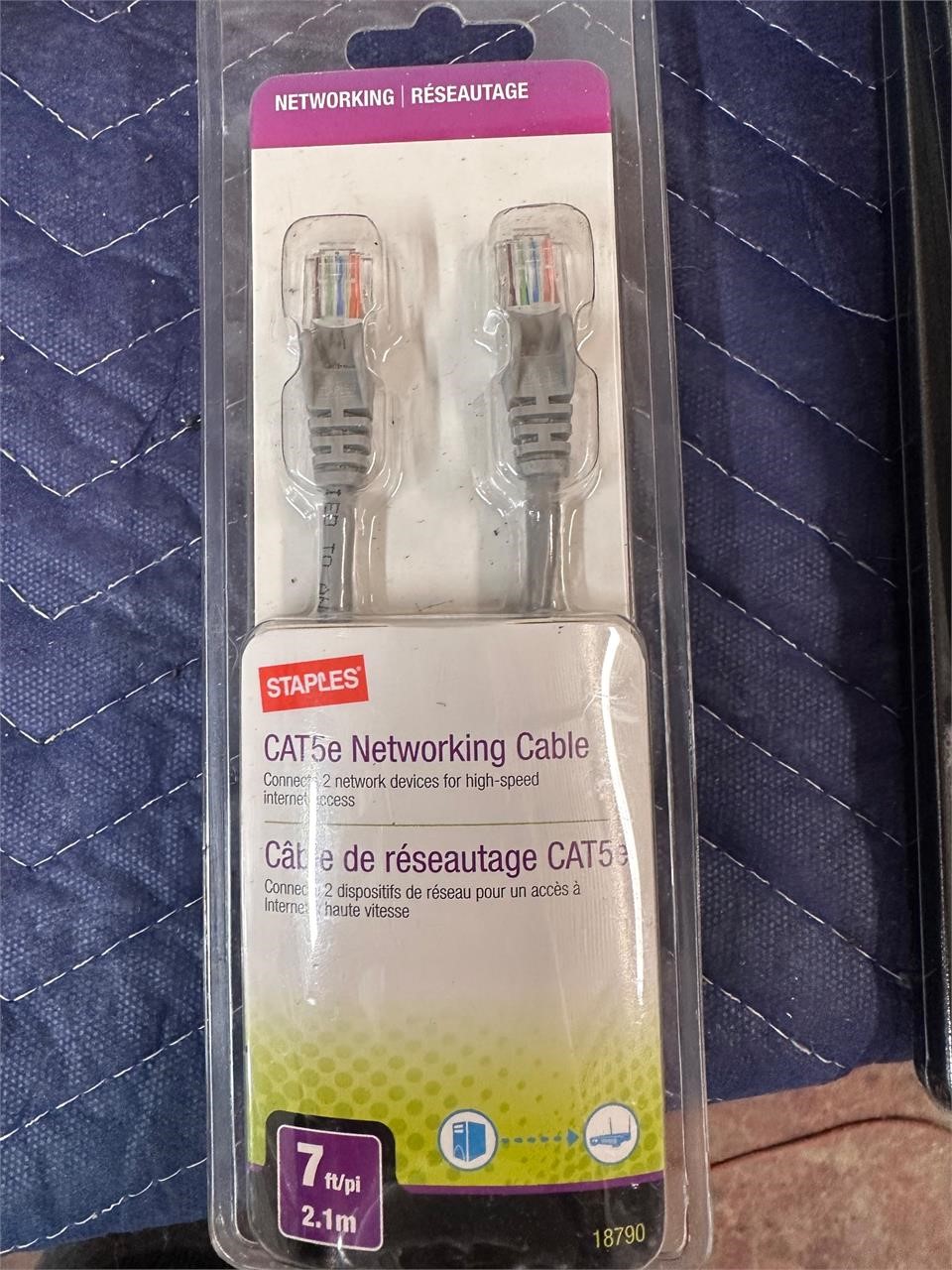 CAT 5e NETWORKING CABLE