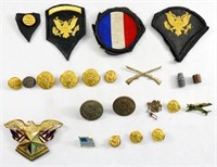 MILITARY BUTTONS & PINS & PATCHES