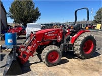 Branson 5220R Tractor and BL200 Loader