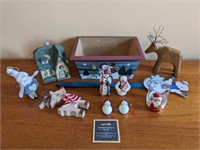 Lot of Assorted Christmas Décor 1
