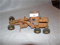 Metal Road Grater Tin Toy