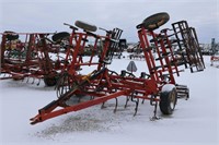 SALFORD 20' S TINE CULTIVATOR WITH DOUBLE ROLLING