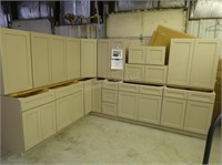 Mojave Shaker kitchen cabinet set - 14 pieces
