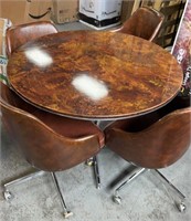 Retro 1970/1980s table and chairs