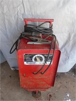 Lincoln 225 AMP Welder - working