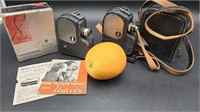 Lot:  [3] Vintage 1930 cameras w/case & box