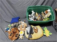 Tote of Stuffed Animals & Plush Toys