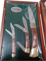 Three Remington Adv. Pocket Knives in Showcase Box