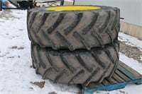 PAIR OF CONTINENTAL 480/70R34 TIRES ON JOHN DEERE