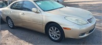 2003 Lexus ES 300 Base runs/moves