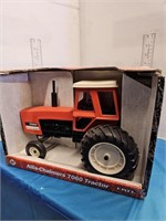 ERTL ALLIS-CHALMERS 7060 TRACTOR   SCALE 1/16