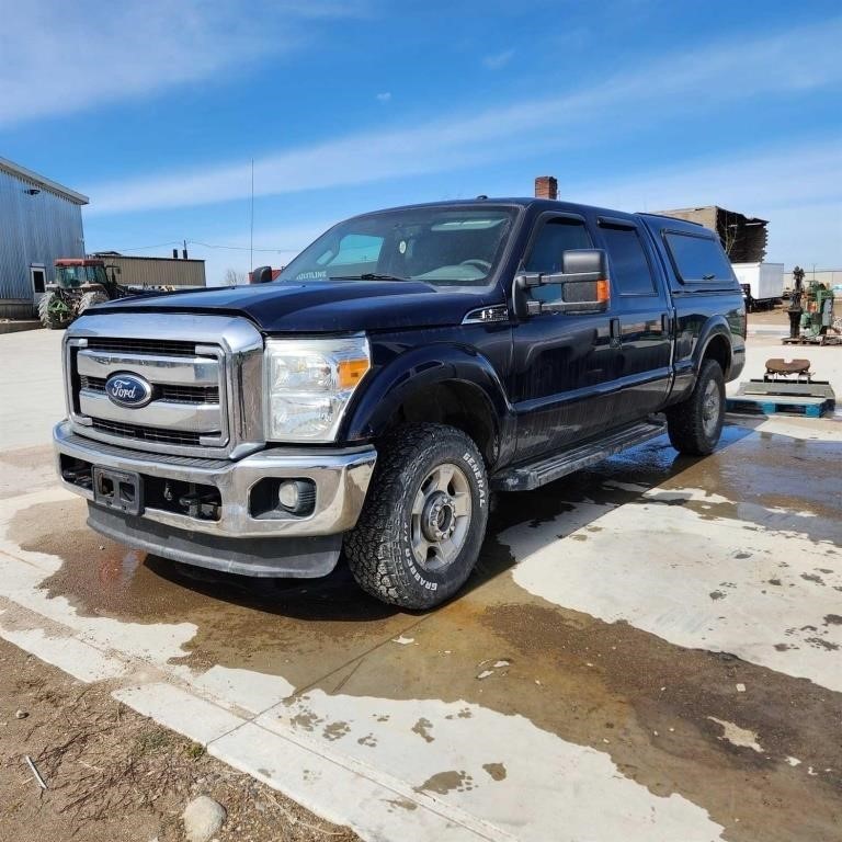 2012 Ford F250 398000km Gas 4WD