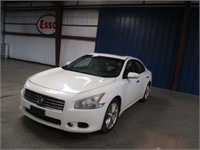 2010 Nissan MAXIMA