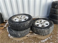 3 Rims & Tires 265/70R17