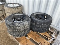 4 Tires & Rims LT235/75R15