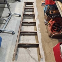 6' Wooden step ladder