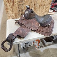 Western horse saddle in good condition