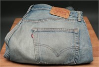 Vintage Levi 501 Denim Jeans WPL423- USA Made