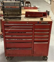 Waterloo Traxx Series toolbox w/ Central