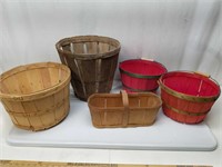 Wooden Basket Collector Lot