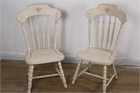 PAIR OF WHITE FARMHOUSE STYLE DINING CHAIRS