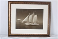UNSIGNED PHOTOGRAPH OF AMERICAN SAILBAOT
