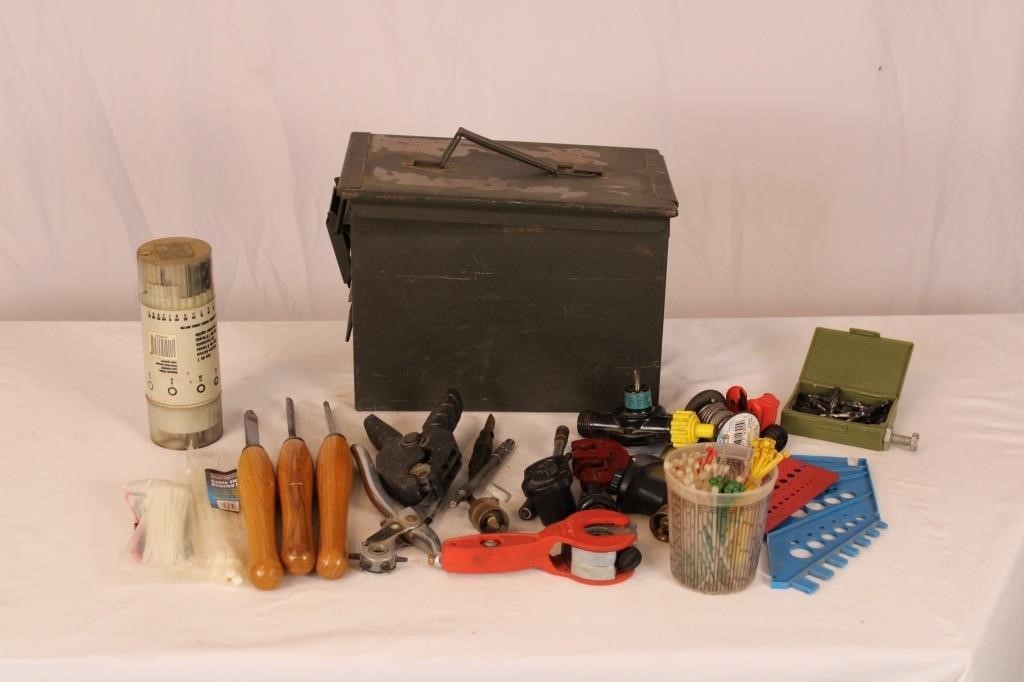 VINTAGE METAL AMMO CAN BOX AND MISCELLANEOUS TOOLS
