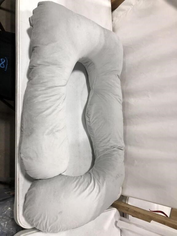 GREY PREGNANCY PILLOW (47X25IN)