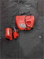 Milwaukee M12 Heated Axis Vest Kit Size M Black