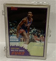 40- 1981/82 Basketball cards