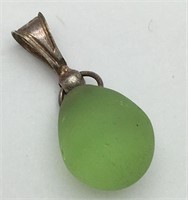 Sterling Silver Pendant W Green Stone