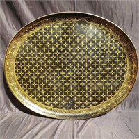 Gilt and lacquer serving tray
