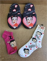 Betty Boop Slippers & 2 Pairs of New Socks