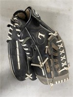 Louisville Helix Vintage Baseball Glove