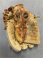 Mag II Vintage Baseball Glove