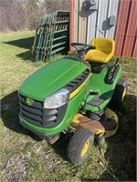 John Deere Riding Mower Runs and operates