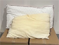 SET OF BED PILLOWS