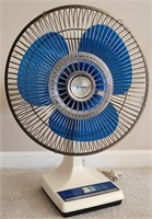 Lasko Oscillating Table Top Fan