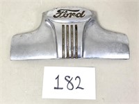 1946-1948 Ford Coupe Grill Center / Emblem
