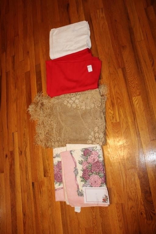 4 Vintage Table Cloths