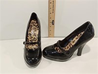 Colin Stuart Black Pumps