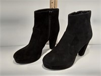 Gianni Bini Flaunt-It Black Suede Boots