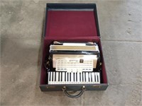 Scandalli Accordion Model 267/3