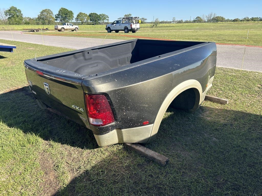 Truck bed